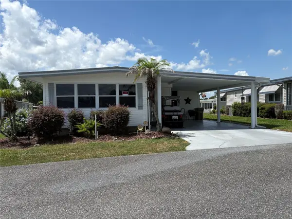 137 Jacaranda Drive, LEESBURG, FL 34748