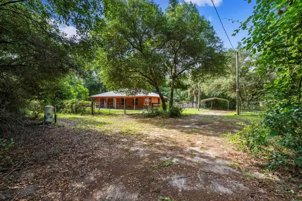 24607 Polar Bear Road, PAISLEY, FL 32767
