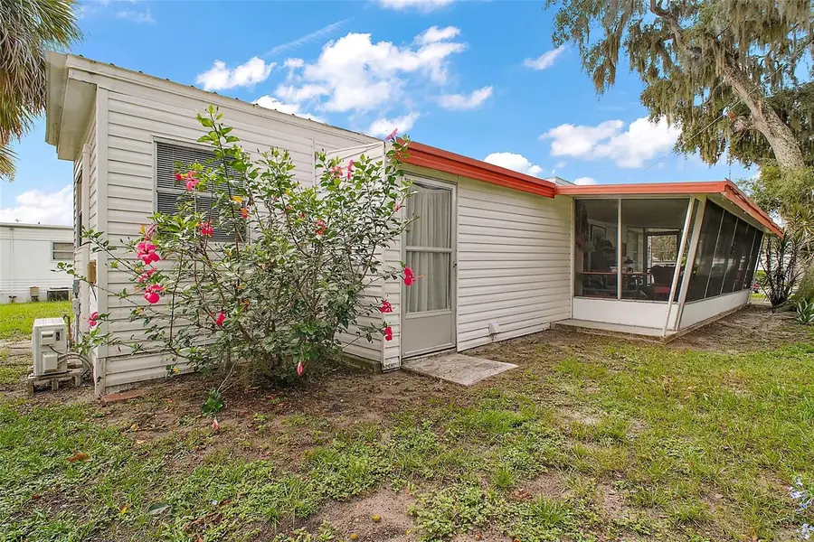 11723 Magnolia Avenue, Tavares, FL 32778 - #2