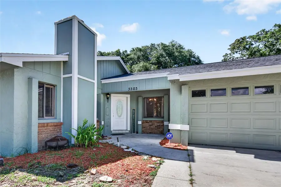 3303 Foxboro Court, Mount Dora, FL 32757 - #3