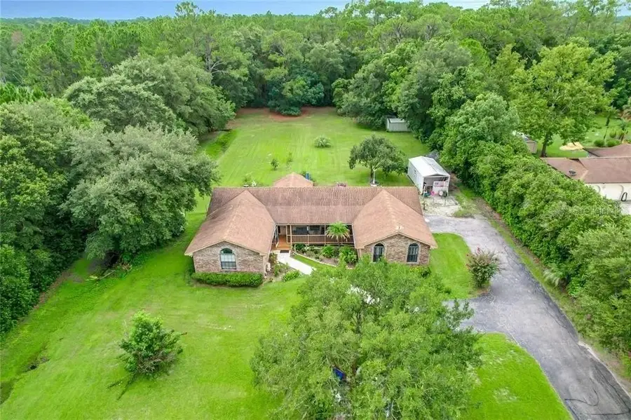 17444 East Road, Umatilla, FL 32784 - #2