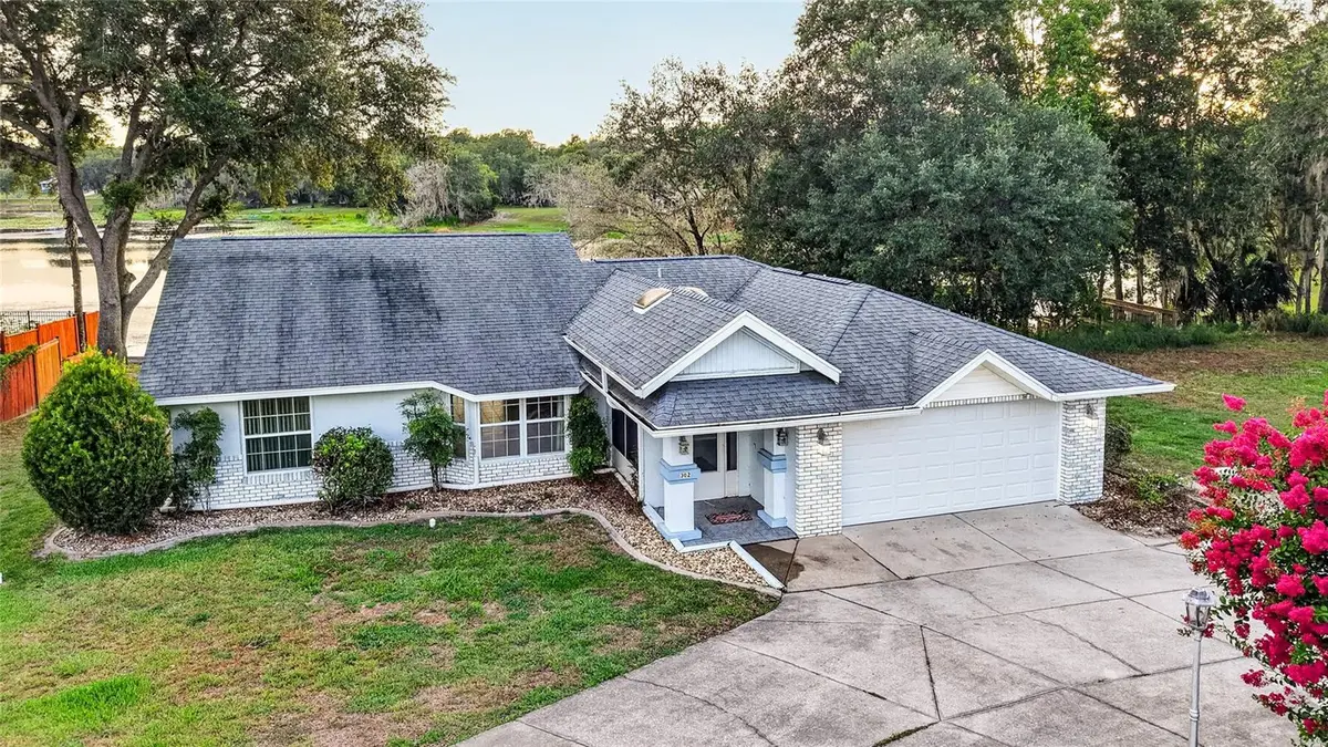 302 E Mirror Lake Drive, Fruitland Park, FL 34731 - #1