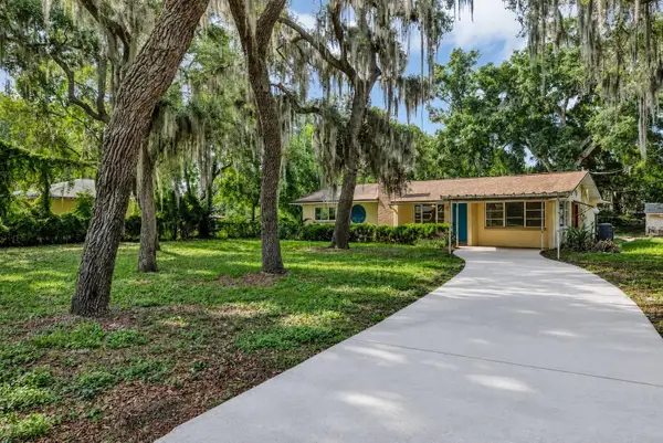 1503 Moss Avenue, LEESBURG, FL 34748