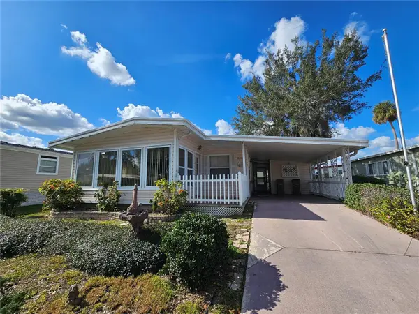 104 Ixora Way, LEESBURG, FL 34748