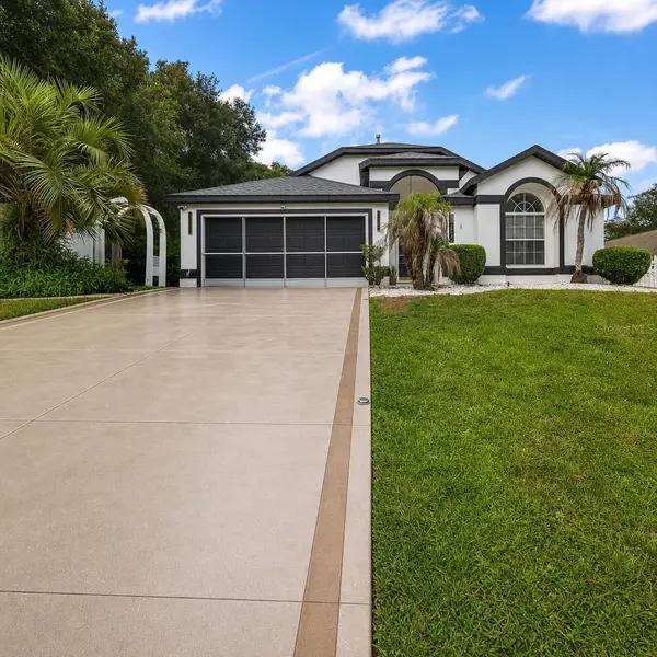 33150 Kaylee Way, LEESBURG, FL 34788