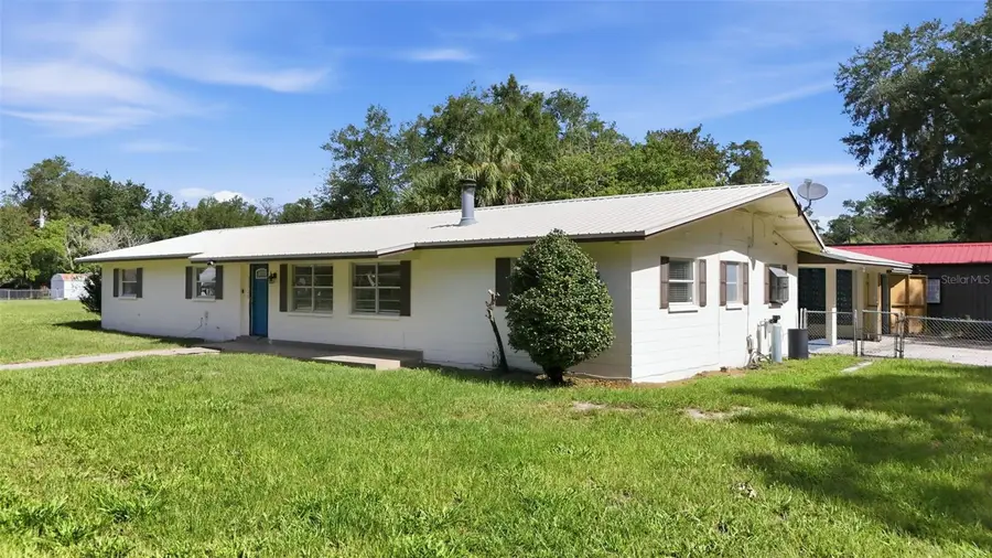 22526 SE 62nd Avenue, Hawthorne, FL 32640 - #2