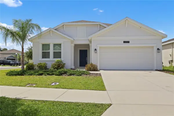 33571 Sky Blossom Circle, LEESBURG, FL 34788