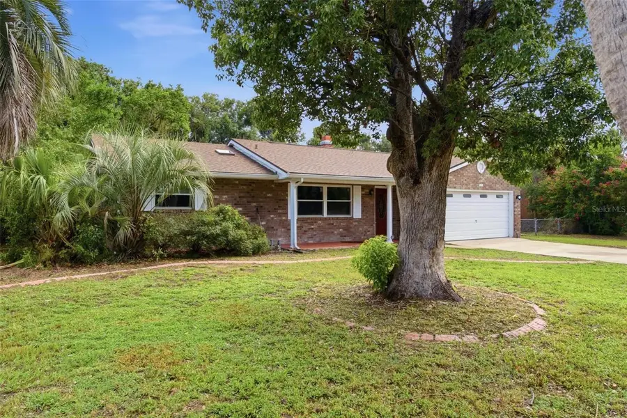 5118 Magnolia Terrace, Fruitland Park, FL 34731 - #3