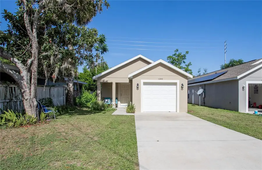 1202 S Dewey Street, Eustis, FL 32726 - #2