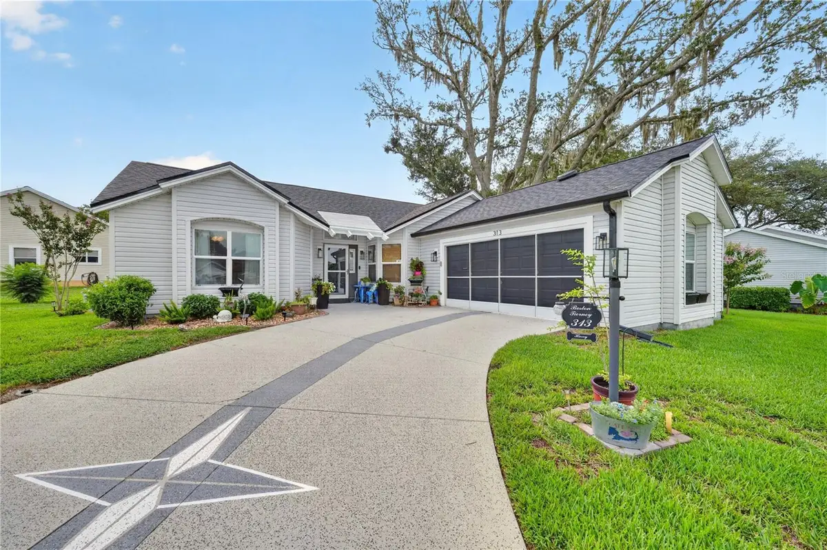 313 Gonzales Place, Lady Lake, FL 32159 - #1