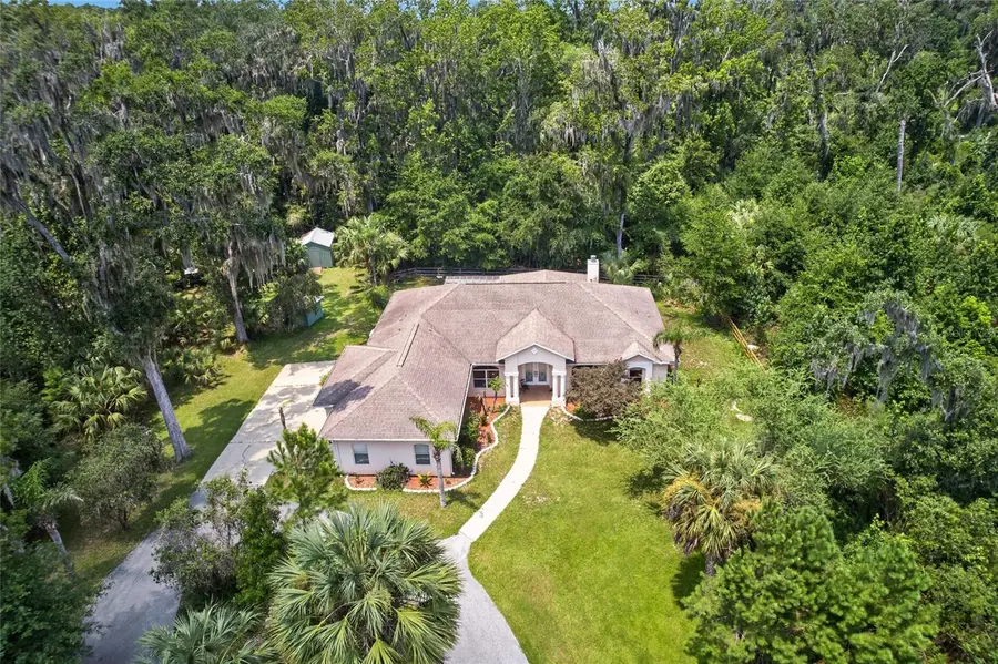 19040 NW 88th Avenue Road, Reddick, FL 32686 - #2