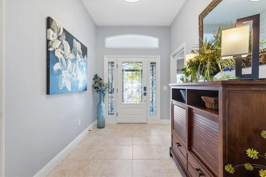 562 Bradford Loop, The Villages, FL 32163 - #2