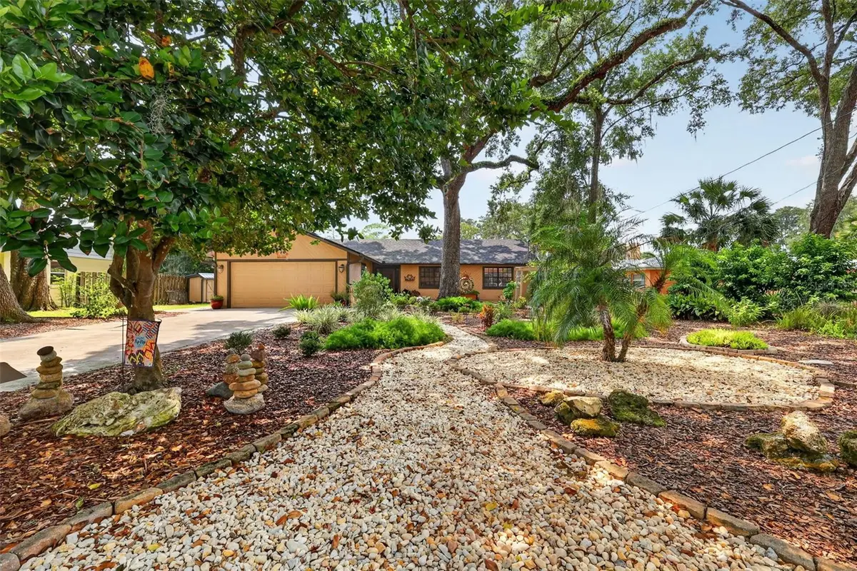 2115 Suzanne Drive, Mount Dora, FL 32757 - #1
