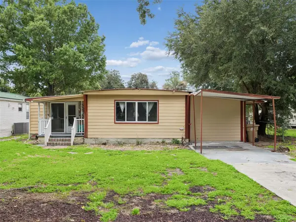 13602 Palm Drive, ASTATULA, FL 34705
