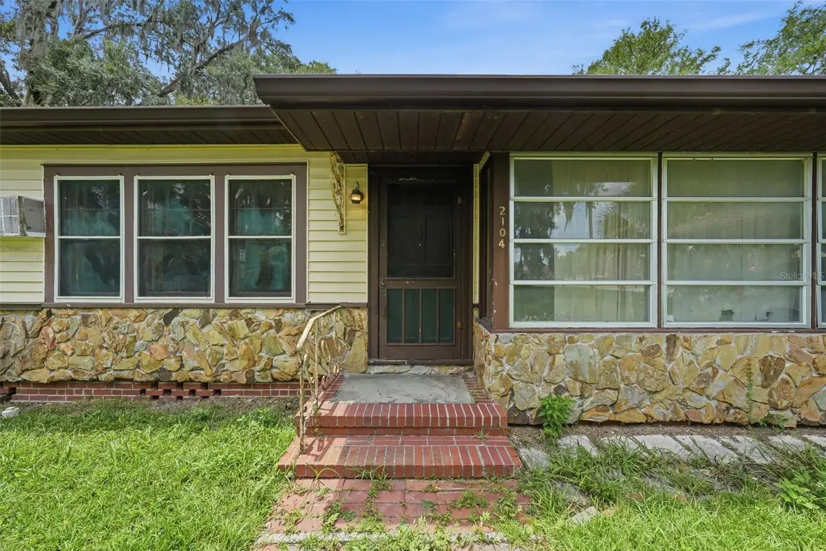 2104 SE Lake Weir Avenue, Ocala, FL 34471 - #1