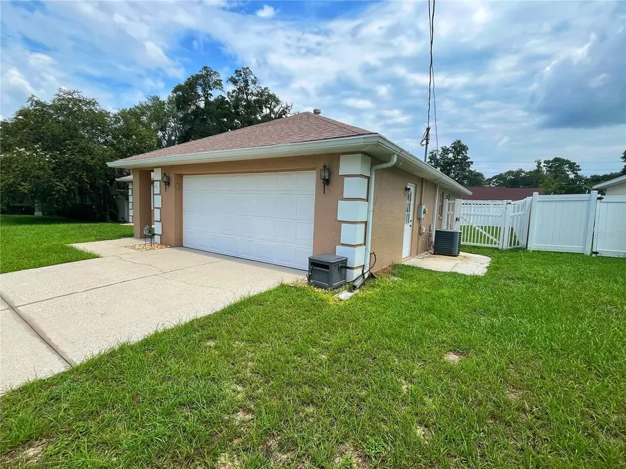 3201 NE 42nd Place, Ocala, FL 34479 - #2