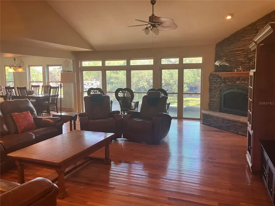 5361 Circle Drive, Weeki Wachee, FL 34607 - #3