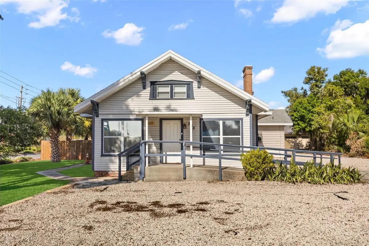 305 N Sinclair Avenue, Tavares, FL 32778 - #1