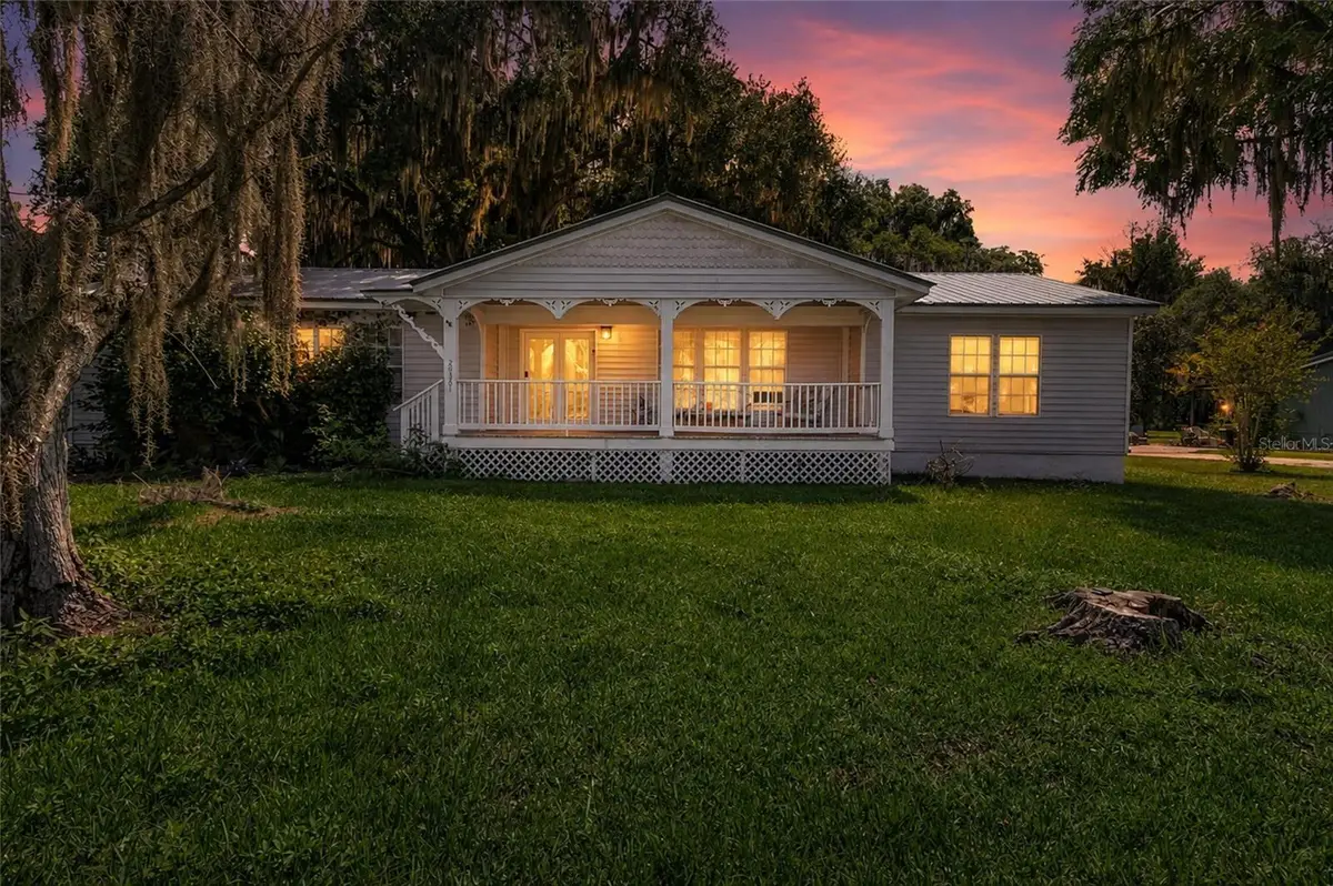 20361 1st Street, McIntosh, FL 32664 - #1