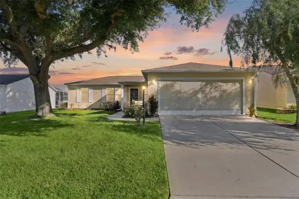 2018 Castano Place, LADY LAKE, FL 32159