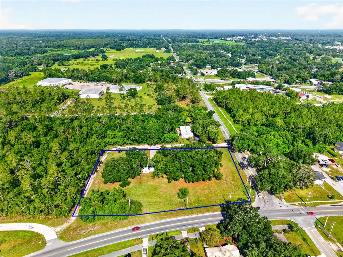 309 S Center Street, Bushnell, FL 33513 - #1