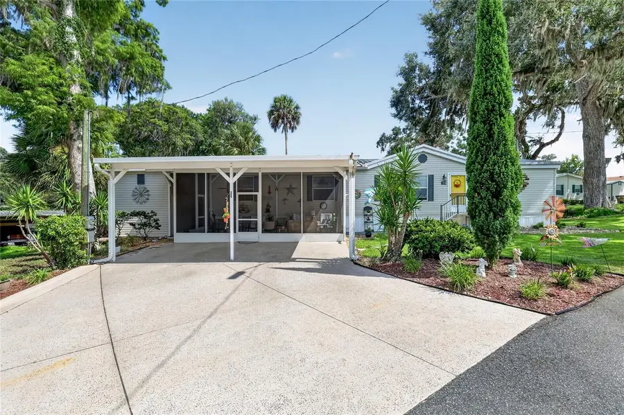 704 Kimberly Avenue, Leesburg, FL 34788 - #2