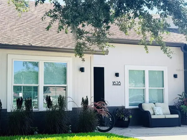 1628 Tropical Court, TAVARES, FL 32778