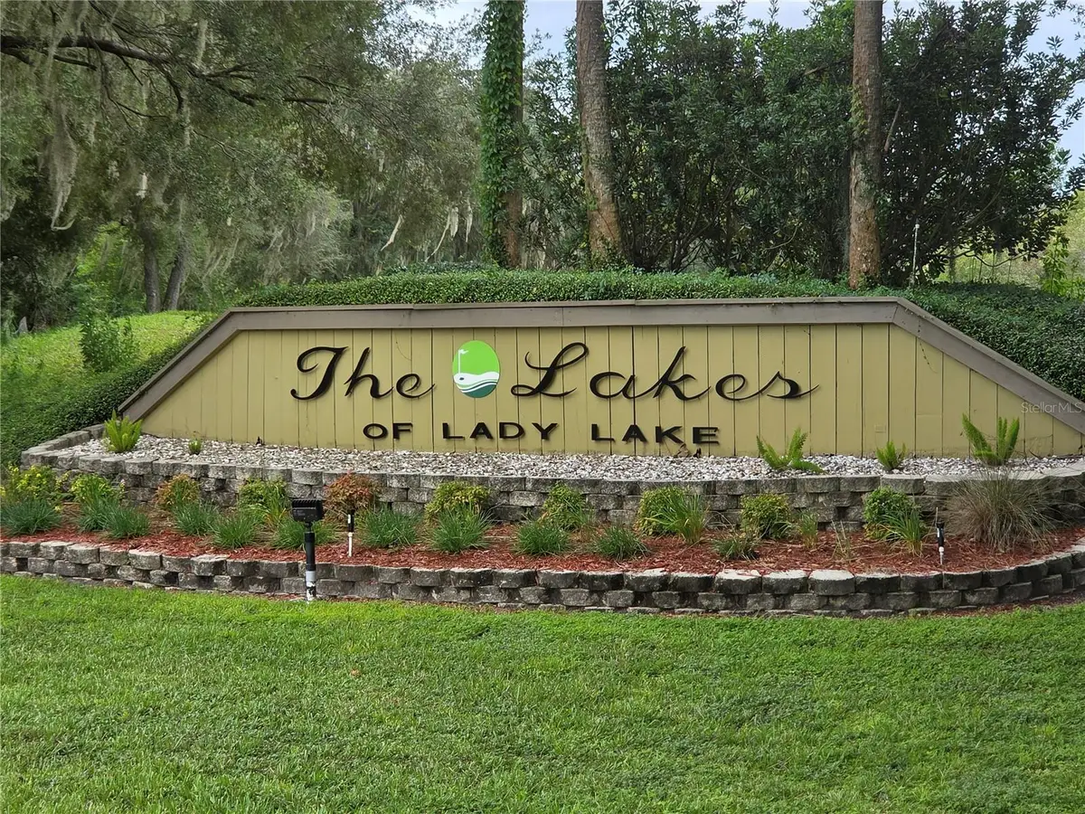 517 Dowling Circle, Lady Lake, FL 32159 - #1