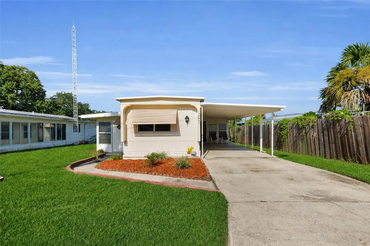 24631 Palmetto Drive, Leesburg, FL 34748 - #1