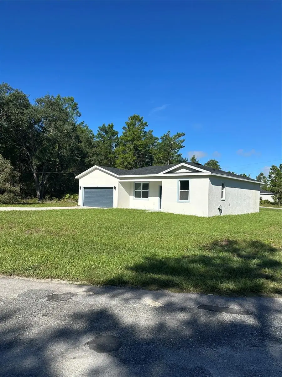 14 Fisher Court, Ocklawaha, FL 32179 - #2