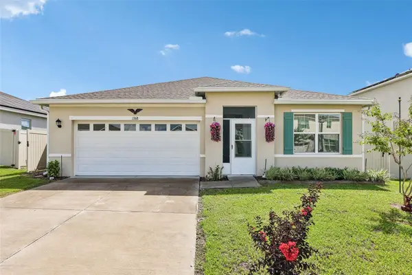 1768 Henin Circle, TAVARES, FL 32778