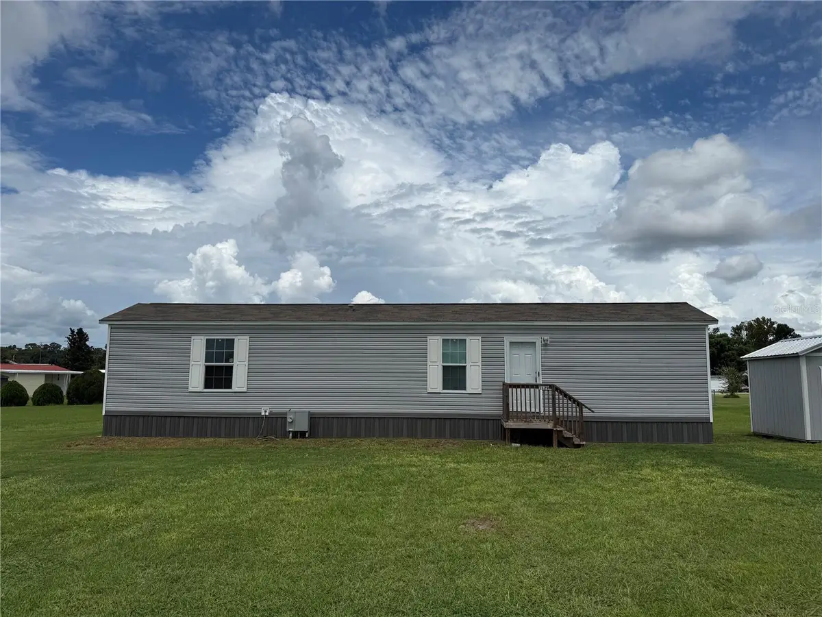 1129 Nw 12th Lane, Lake Panasoffkee, FL 33538 - #1