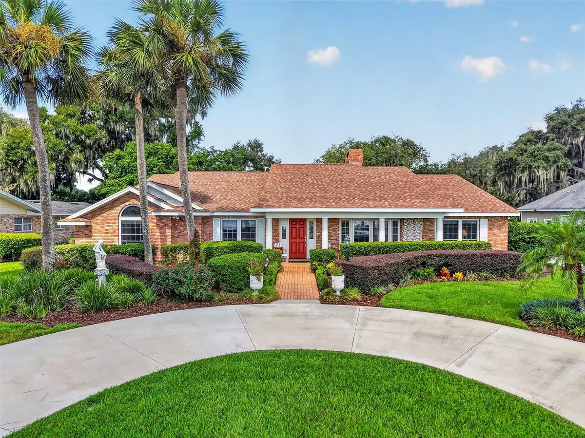 3081 Lakeshore Drive, Mount Dora, FL 32757 - #1