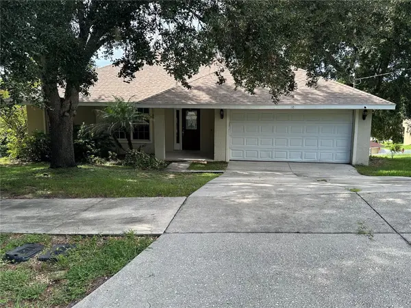 10 Sunnyside Drive, CLERMONT, FL 34711