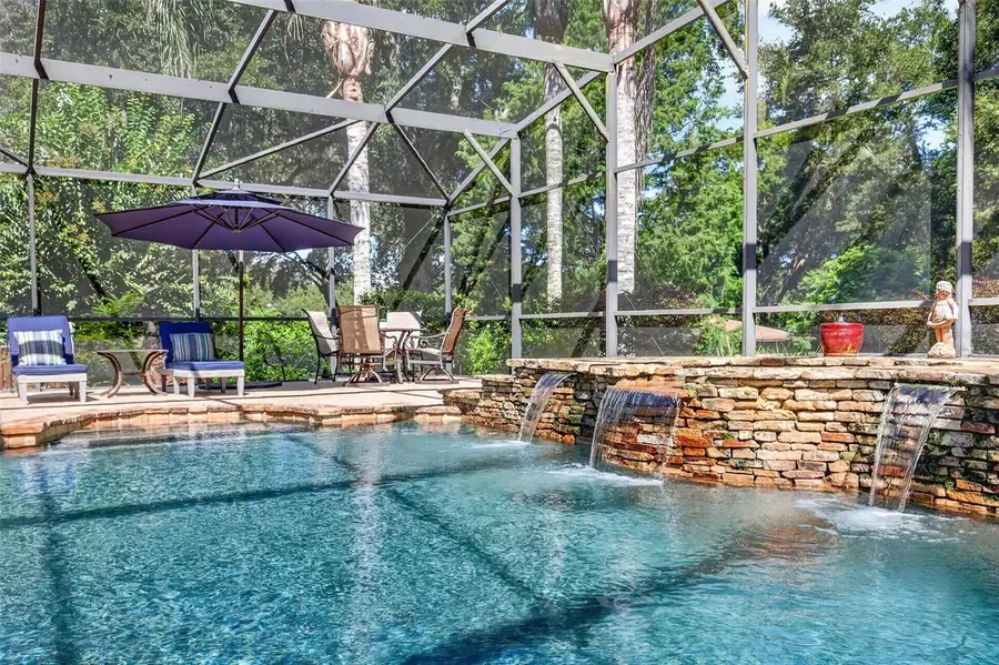 1039 Linda Glen Avenue, Fruitland Park, FL 34731 - #2