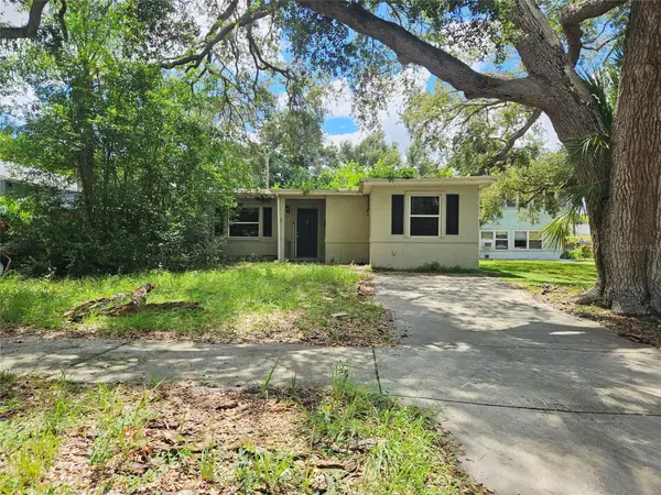 4042 Dartmouth Avenue N, ST PETERSBURG, FL 33713