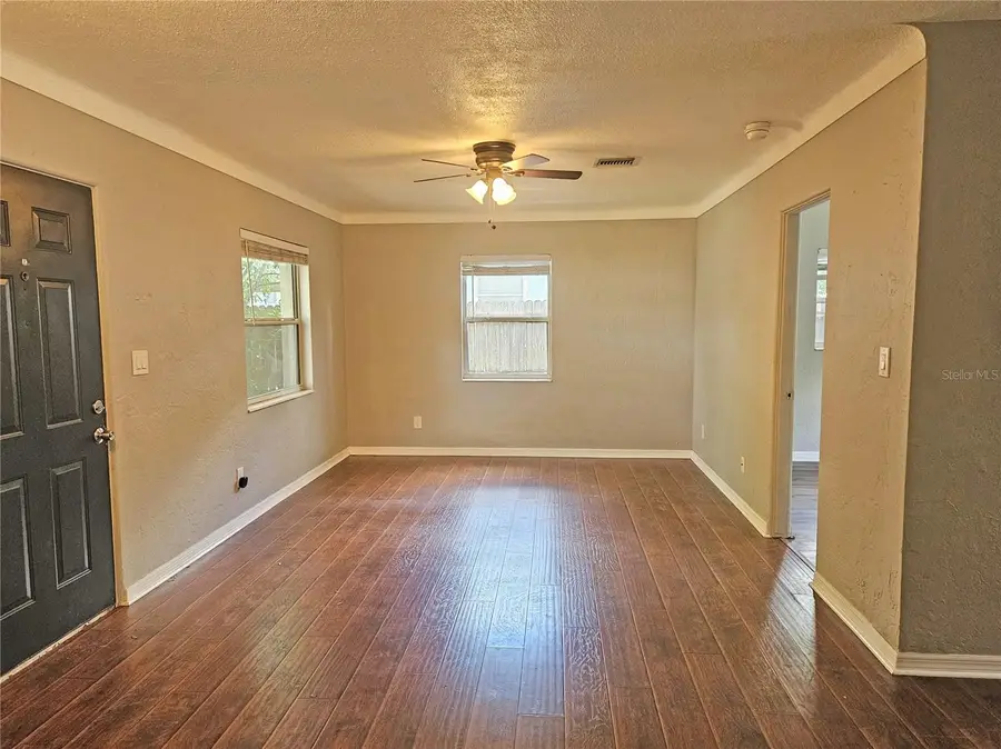 4042 Dartmouth Avenue N, Saint Petersburg, FL 33713 - #3