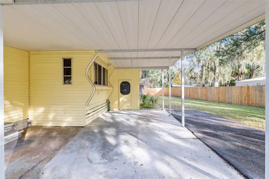 3809 Cr 405n, Lake Panasoffkee, FL 33538 - #2