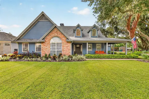 267 Reserve Drive, TAVARES, FL 32778
