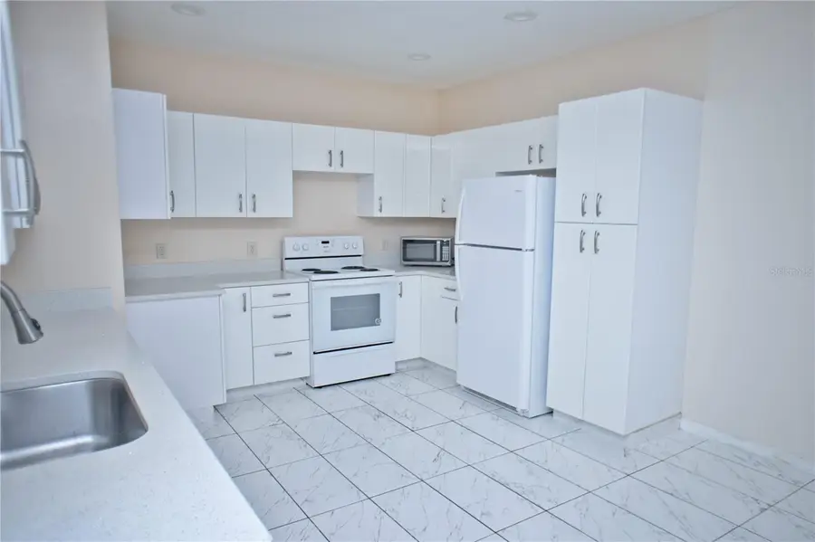 402 E Maple Street, Winter Garden, FL 34787 - #2