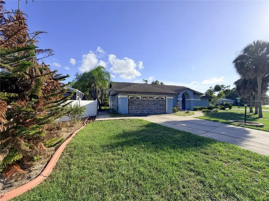 11240 Fountain Lake Boulevard, Leesburg, FL 34788 - #2