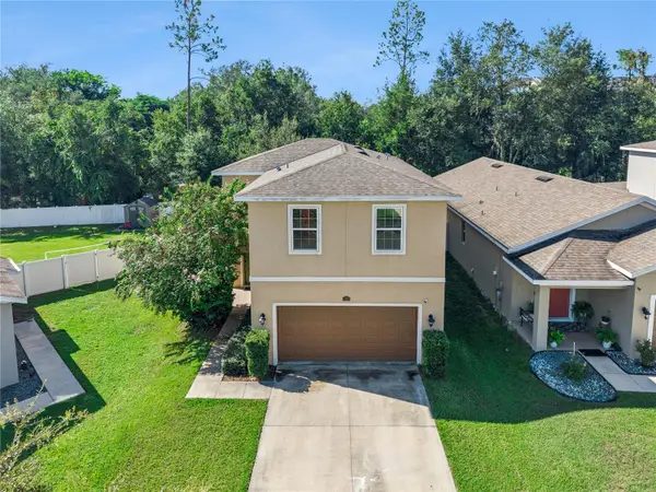 1122 Atlantic Ave, FRUITLAND PARK, FL 34731