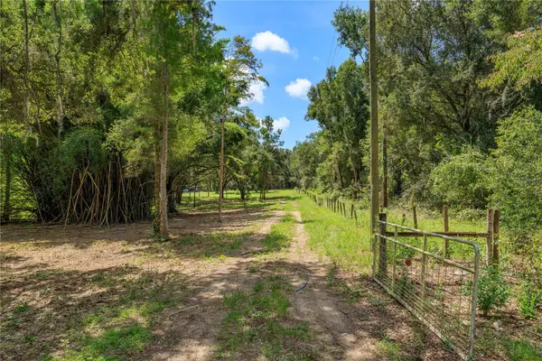 22406 Belgard Lane, ASTATULA, FL 34705