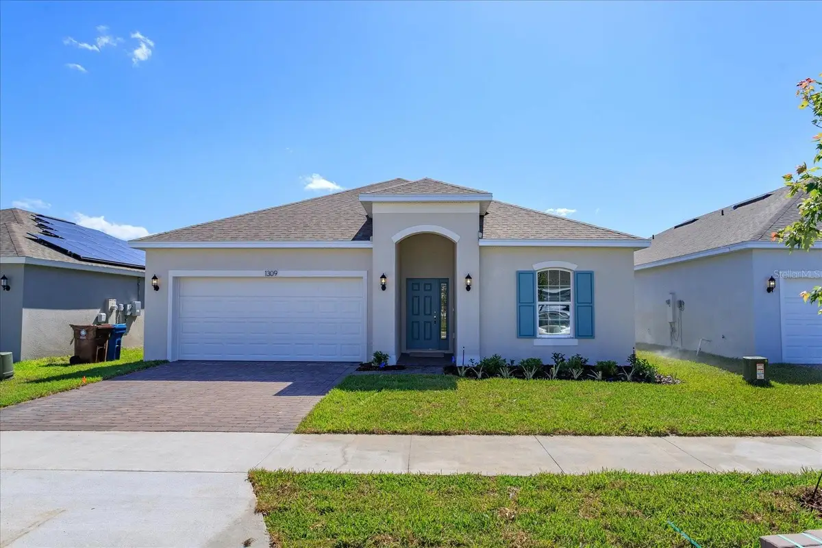 2914 Supermarine Road, Tavares, FL 32778 - #1