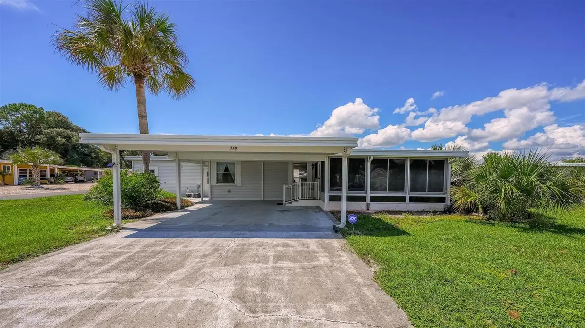 709 Bengal Avenue, Tavares, FL 32778 - #1