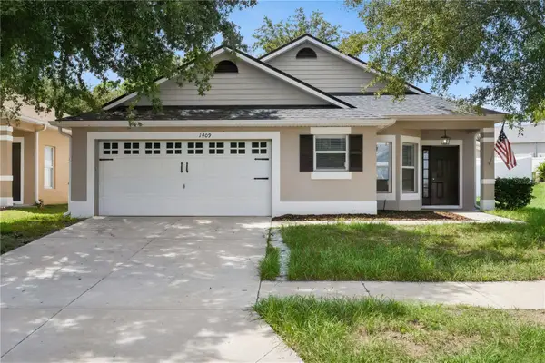 1409 Kellogg Drive, TAVARES, FL 32778