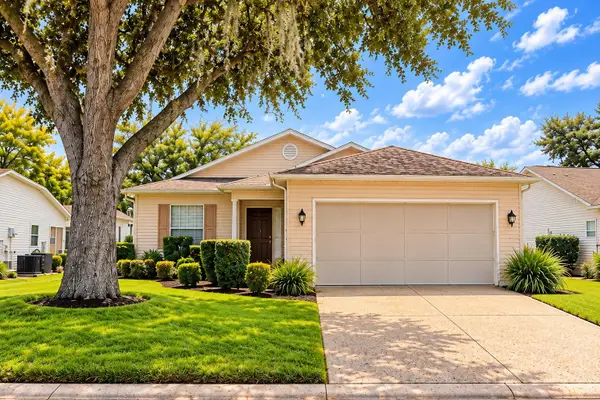 752 Old Oaks Lane, LEESBURG, FL 34748