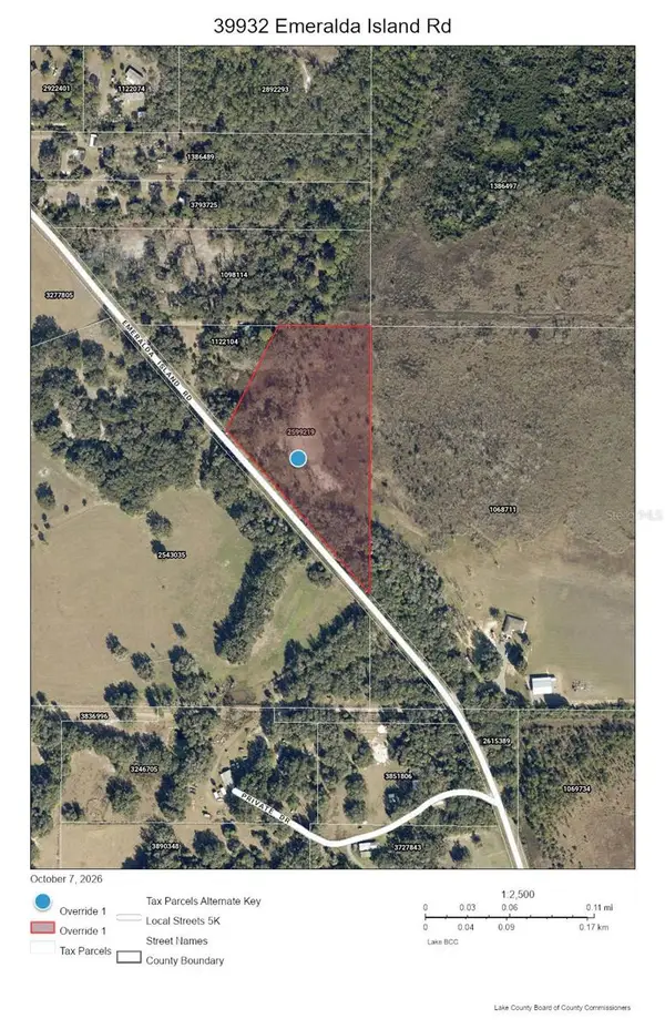 39932 Emeralda Island Road, LEESBURG, FL 34788