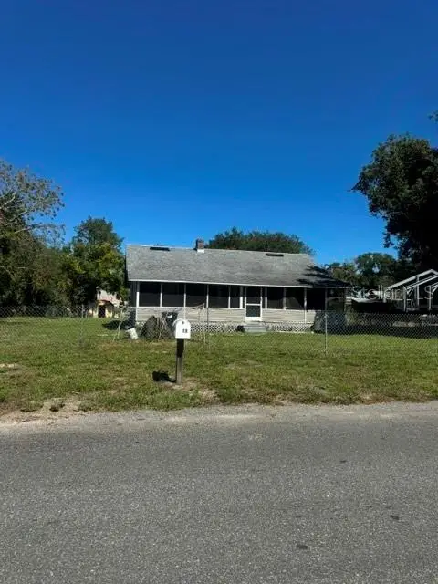 319 W 4th Street, Apopka, FL 32703 - #2