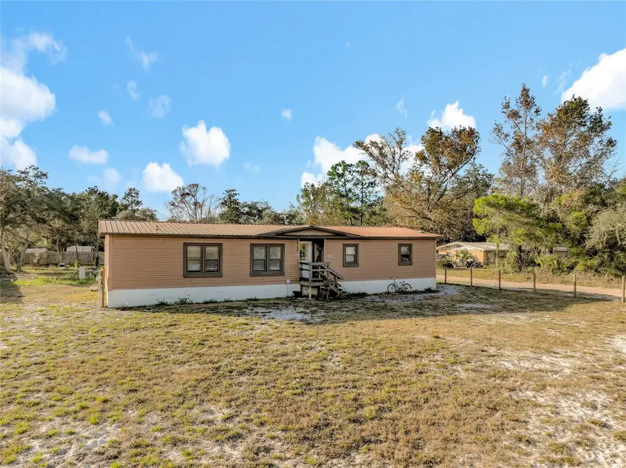 45797 Ohio Street, Paisley, FL 32767 - #2